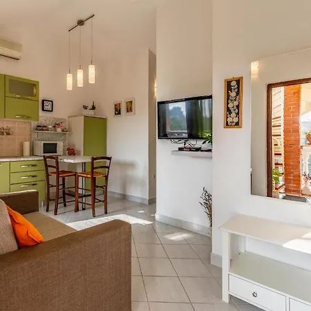 Awesome In With Kitchen * Medulin